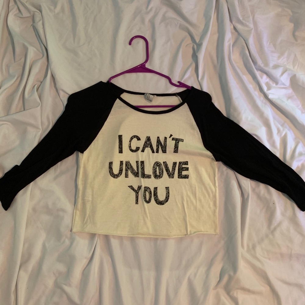 Long sleeve crop